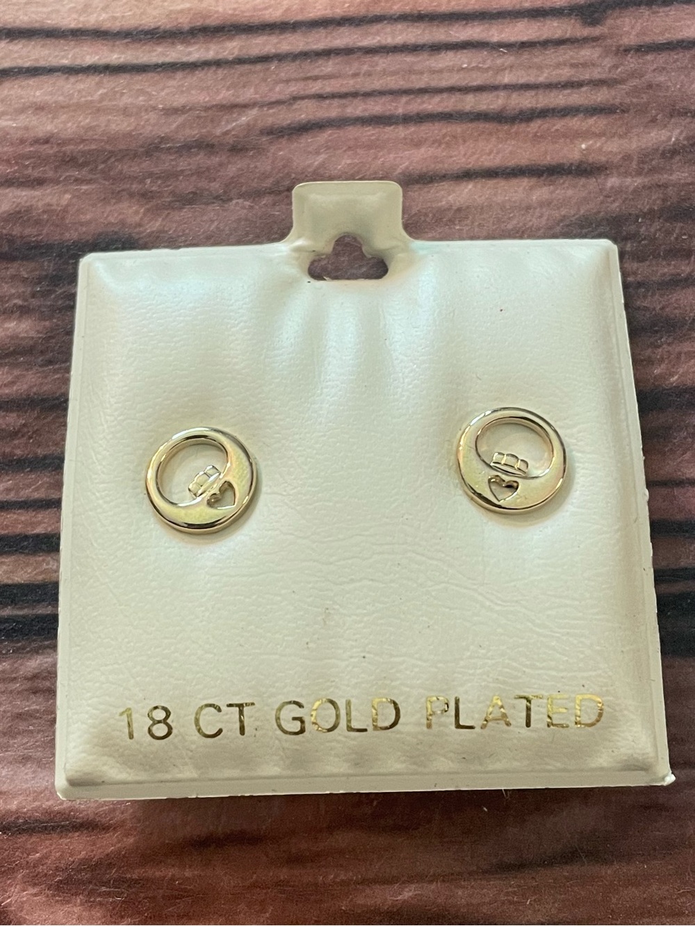 Solvar 18K Gold Plated Claddagh  Stud Earrings